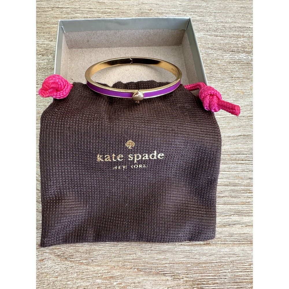 KATE SPADE NY Purple Enamel Gold Tone Hinged Bracelet Bangle Excellent Condition